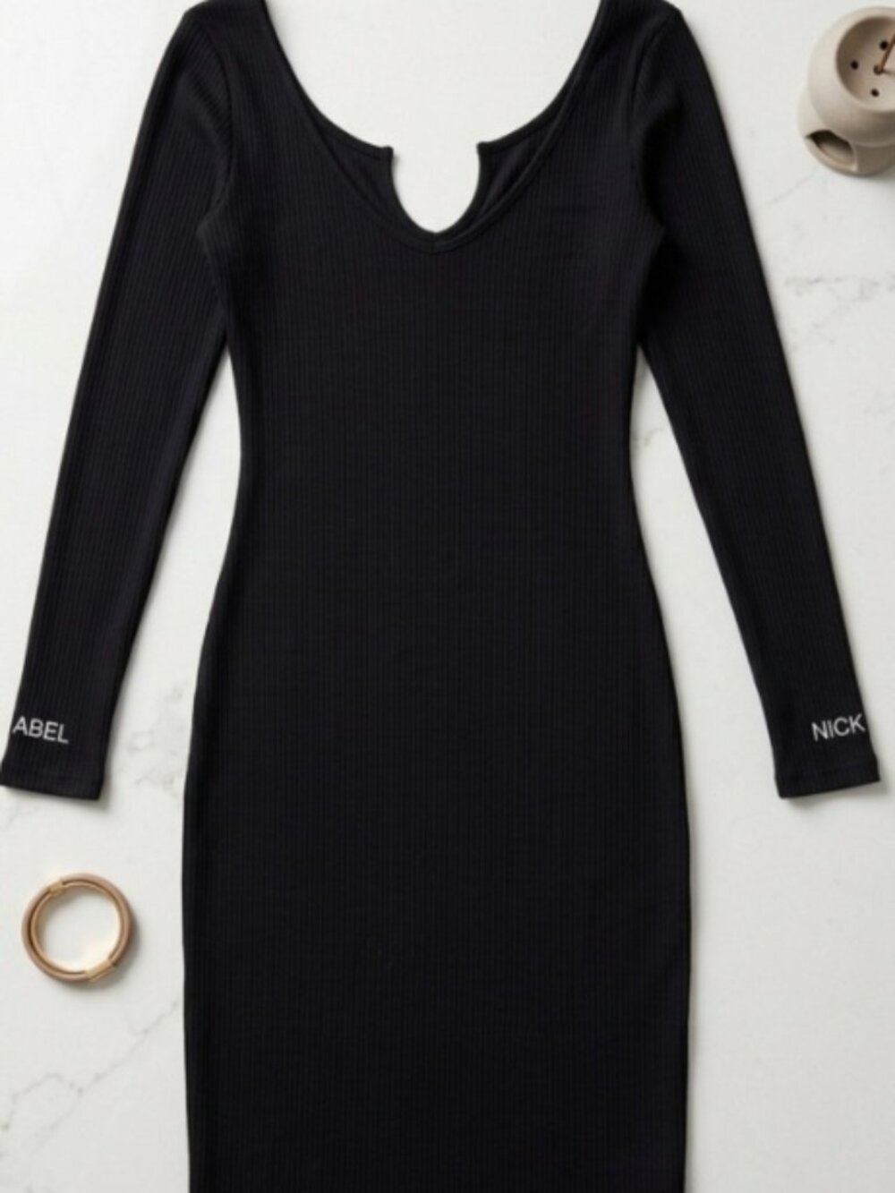 Ribbed V-Notch Long Sleeve Midi Dress – Black